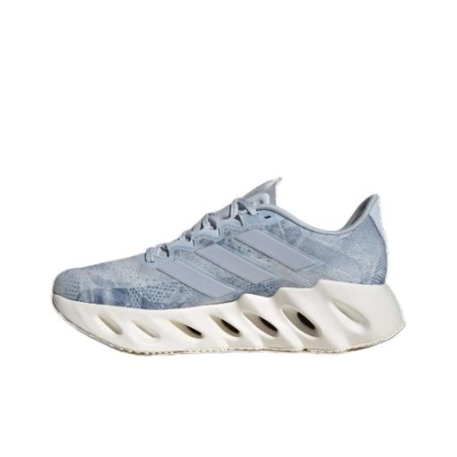 아디다스 스위치 FWD 헤일로 블루 실버 메탈릭 코어 블랙 여성용 ID0298