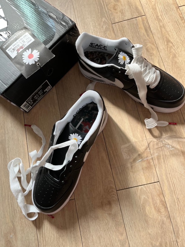 나이키 x 피스마이너스원 에어포스 1 로우 파라노이즈 AQ3692-001 photo review